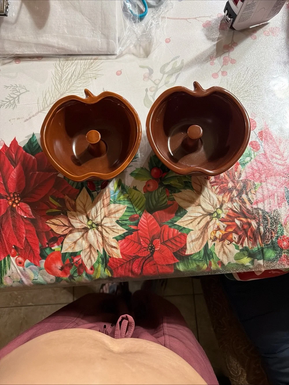 Set of 2 Brown Ceramic Apple-Style Dip Bowls with Central Peg (158)